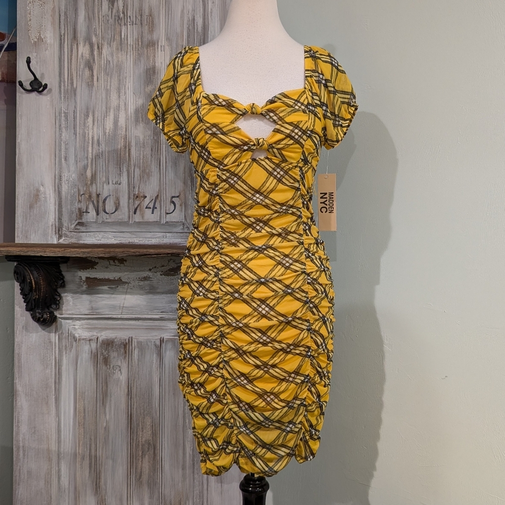 NWT Madden NYC Yellow Plaid Ruched Dress